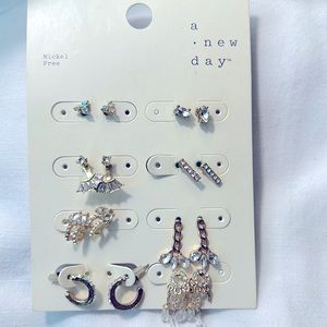 A new day 8 pair earrings